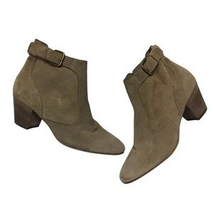 Aquatalia Perforated Suede Ankle Bootie Size 7.5